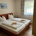 Eckenhof Bed and Breakfast 3*