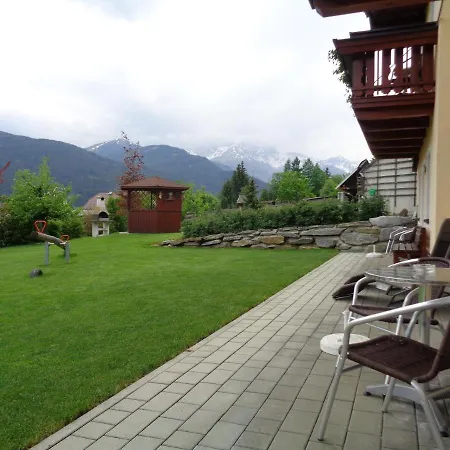 Eckenhof Bed & Breakfast 3*