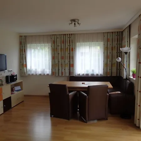 Eckenhof 3*