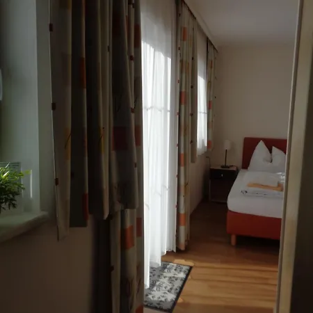 Eckenhof 3*